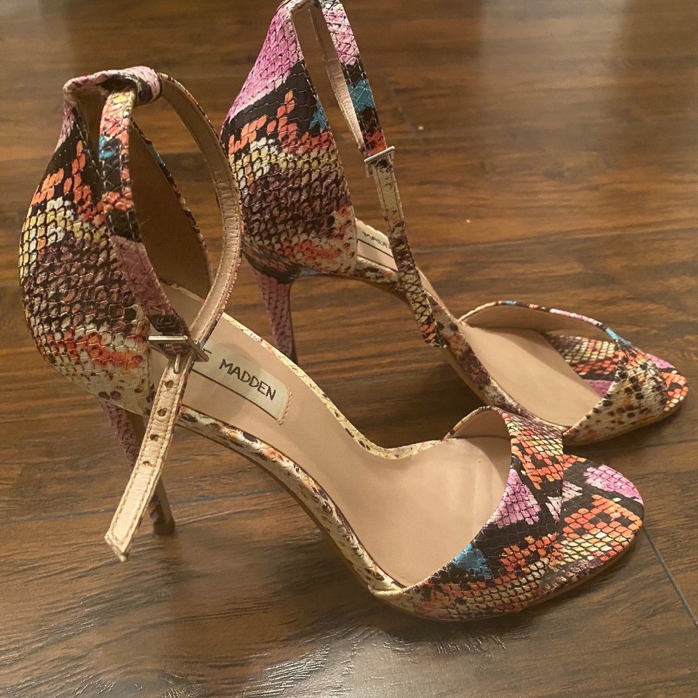 Steve Madden 9.5 Multicolor 4in Heel